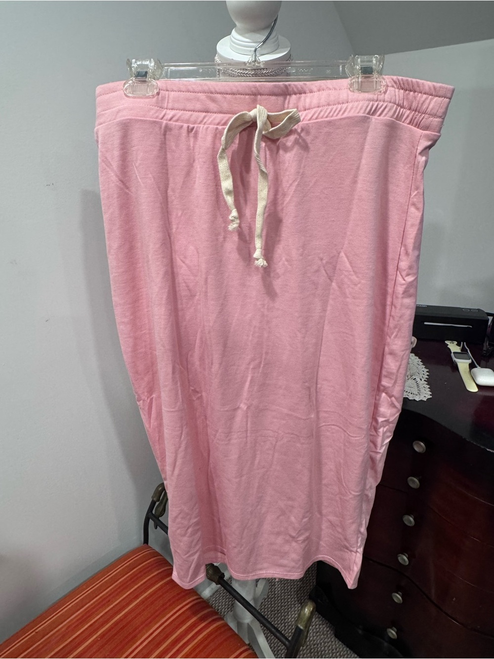 Soft Pink Sleeveless Pullover Cropped Top and Skirt - Picture 6 of 13
